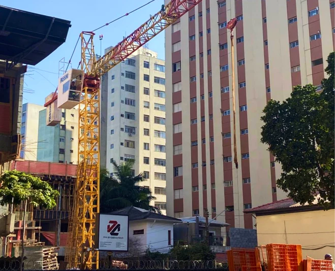 Modelos que podem operar como <strong>grua fixa?</strong>